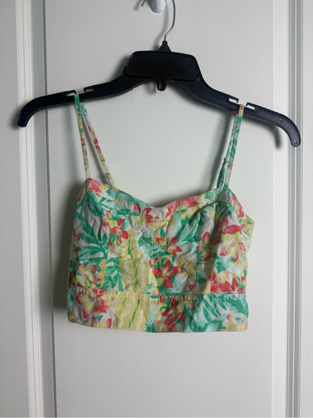 Floral Tropical Print Spaghetti Strap Crop Top - Green/Yellow/Pink
